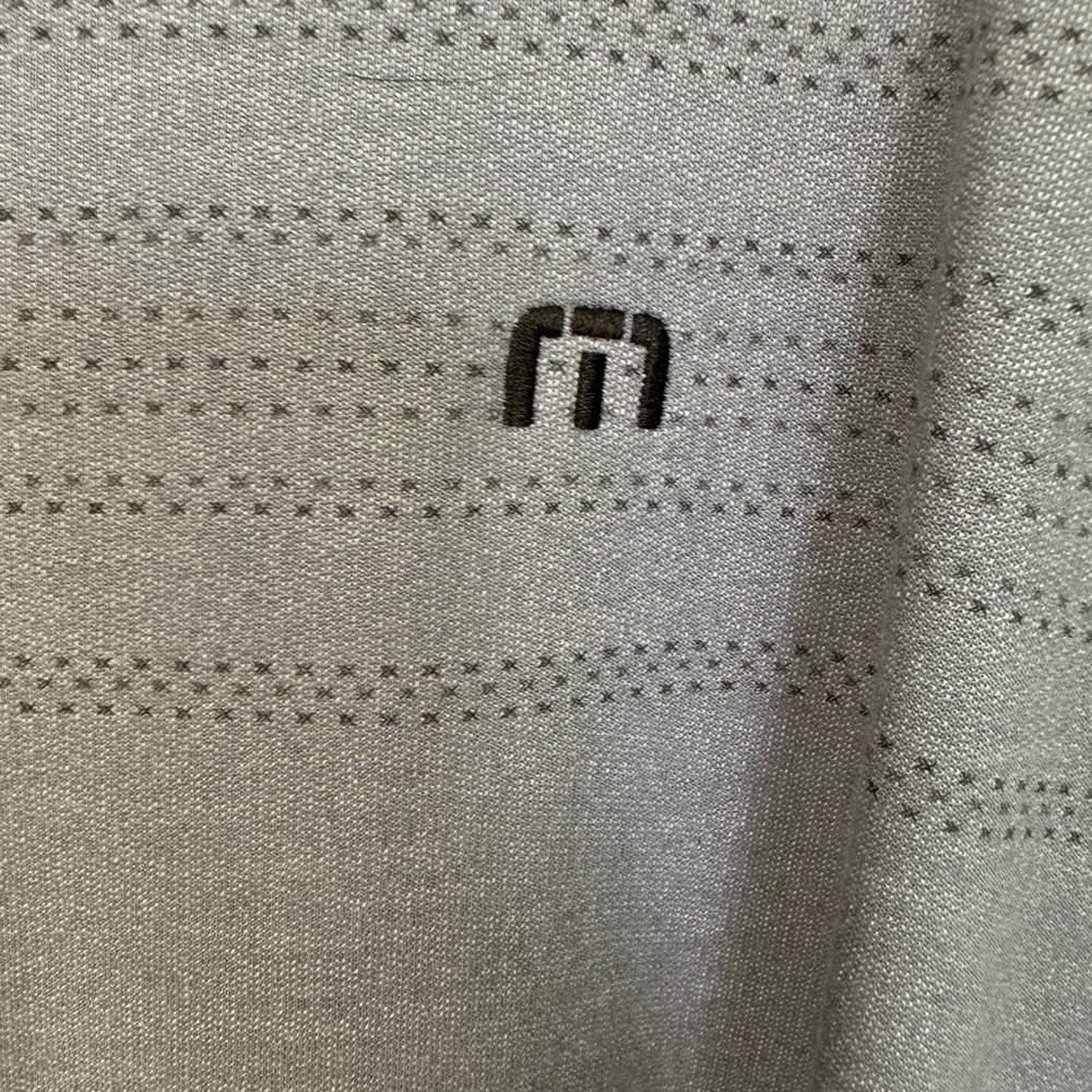 Travis Mathew Pullover - Picture 3 of 3
